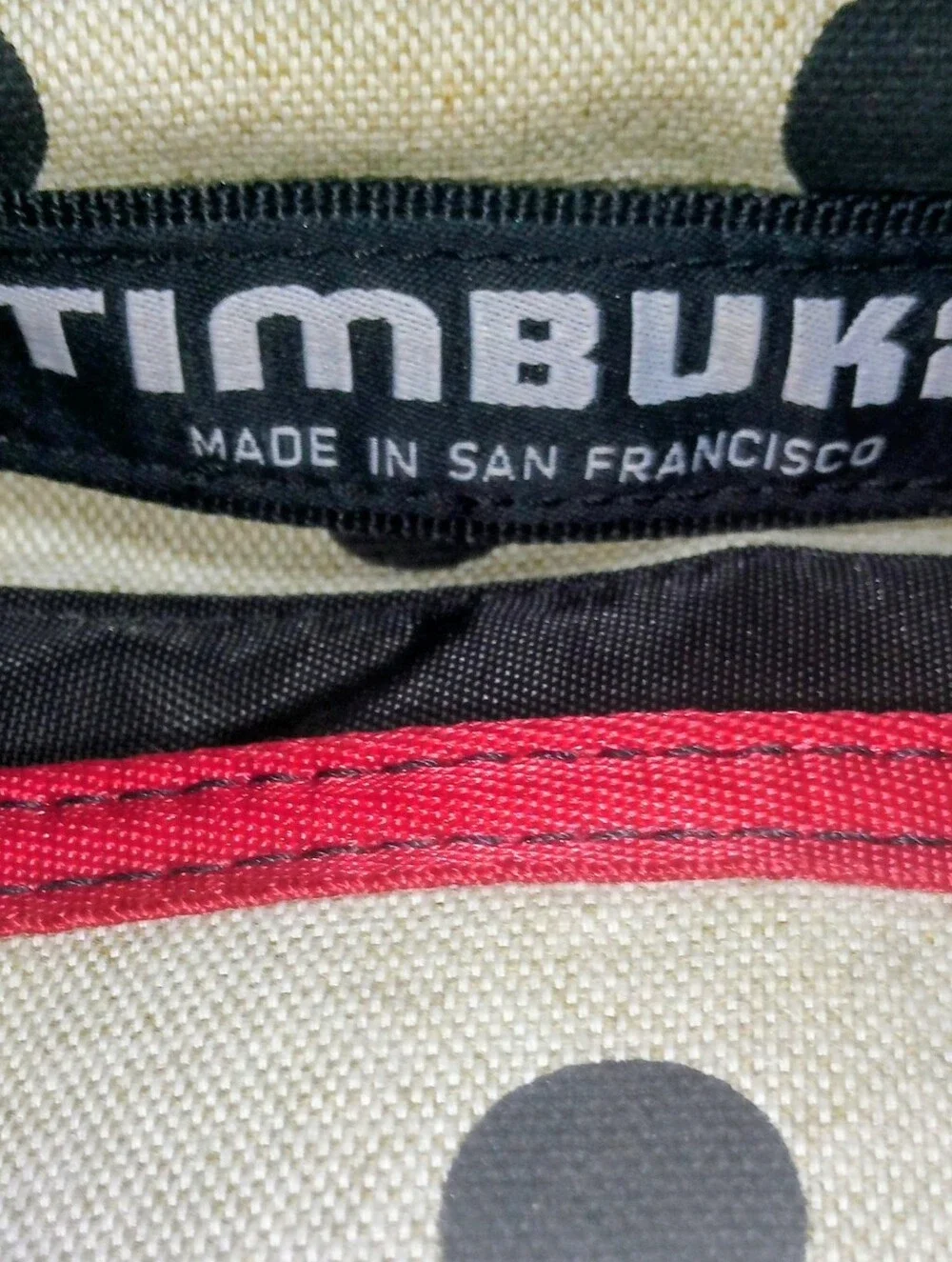 Timbuk2 stylish polka